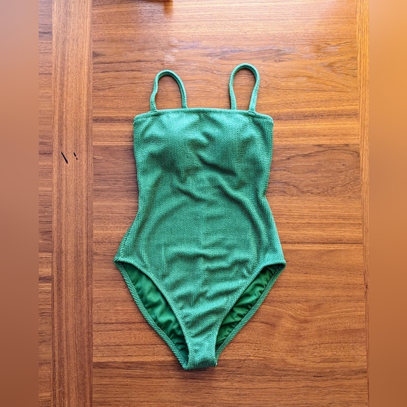 NWT Shade & Shore 🩱 one piece - Picture 1 of 2